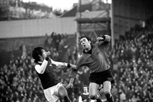 Images Dated 3rd January 1976: Football: Wolves (3) vs. Arsenal (0). Skipper Alan Ball