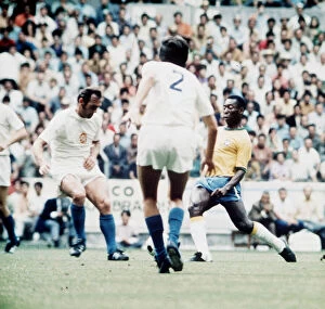 Images Dated 3rd June 1970: Football World Cup 1970 Brazil 4 Czechoslovakia 1 in Guadalajara Mexico Pele