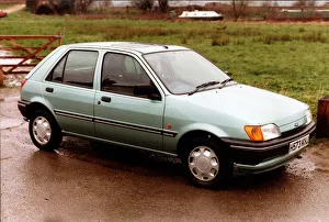 Images Dated 1st March 1990: Ford Fiesta Motors Cars 1990 H Reg