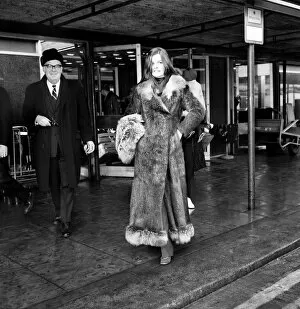 Images Dated 17th February 1970: French Canadian actress Genevieve Bujold arrived at Heathrow Airport from Montreal