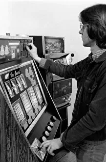 Images Dated 8th January 1975: Fruit machines / Arcades / Amusements / Gambling. January 1975 75-00158
