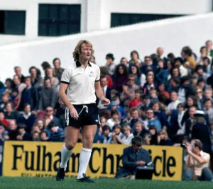 Fulhams Rodney Marsh seen here in action against Wolves. September 1976 Fulhams Rodney Marsh seen here in action against Wolves. September 1976