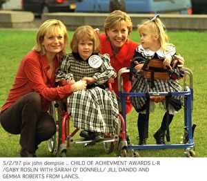 Images Dated 5th February 1997: Gaby Roslin TV Presenter with Sarah O Donnell Jill Dando
