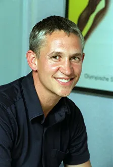 Gary Lineker TV Presenter former footballer August 1999 A©mirropix Gary Lineker TV Presenter former footballer August 1999 A©mirropix