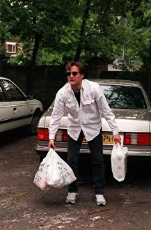 Images Dated 1st June 1995: Gary Webster Actor Minder arrives at his south London home following a shopping trip he