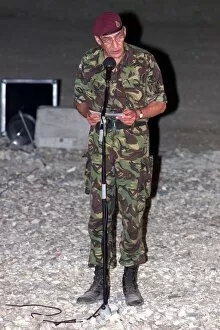 Images Dated 7th June 1999: General Mike Jackson at French Base at Kumanovo June 1999 where he announced