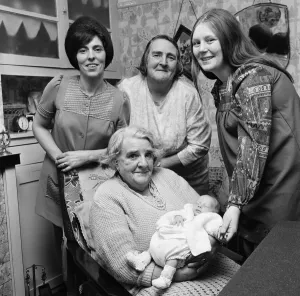 Five generation's of a family in South Bank. 1972 Five generation's of a family in South Bank. 1972