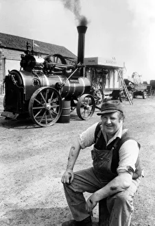 George Byerley on 2th May 1986 with his Marshall twin cylinder portable' George Byerley on 2th May 1986 with his Marshall twin cylinder portable'