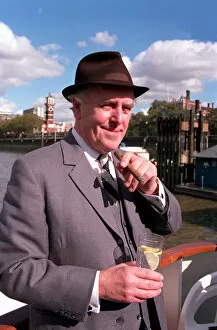Images Dated 1st October 1990: GEORGE COLE ON THE RIVER THAMES - OCTOBER 1990