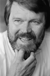 01083 Gallery: Glen Campbell in London. 19th April 1984 See another frame in this set that