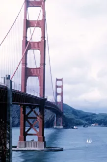 Images Dated 1st July 1990: Golden Gate Bridge