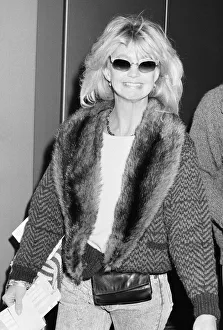 Goldie Hawn, American actress at London Heathrow Airport, November 1987 Goldie Hawn, American actress at London Heathrow Airport, November 1987