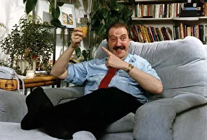 Gorden Kaye actor sitting at home relaxing Gorden Kaye actor sitting at home relaxing
