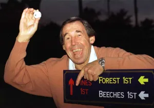 Gordon Banks Ex England Goalkeeper out golfing showing he is the number one Gordon Banks Ex England Goalkeeper out golfing showing he is the number one