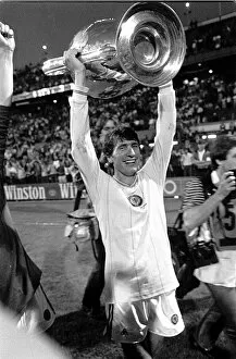 Images Dated 26th May 1982: Gordon Cowans with the European Cup for Villa. 26th May 1982