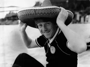 Gordon Strachan of Scotland wearing sombrero before the match with Uruguay in the World Gordon Strachan of Scotland wearing sombrero before the match with Uruguay in the World