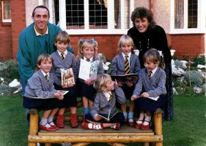 Graham Walton with his sextuplet daughters DBase Graham Walton with his sextuplet daughters DBase