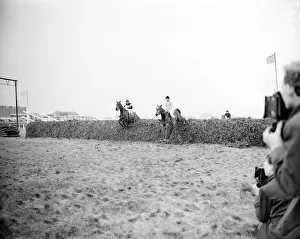 Grand National Gallery: Grand National race at Aintree Racecourse. Dick Francis on Devon Loch (right