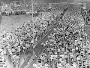 The Great North Run 27 June 1982 - The runners stream over the start on the Central The Great North Run 27 June 1982 - The runners stream over the start on the Central