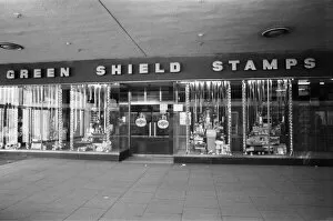 Images Dated 22nd November 1973: Green Shield Stamps Shop, Gift Centre, 22nd November 1973