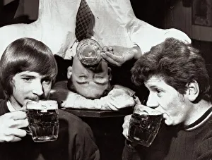 Images Dated 5th March 1971: Guiness Book of Records title holder from drinking pints quickly Chris Southcombe can