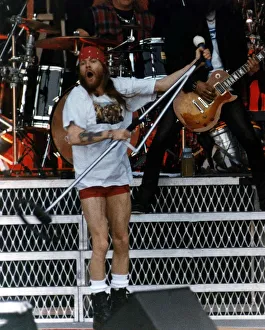 GUNS N' ROSES フレーム入り写真 495枚限定 Axl Rose GUNS N' ROSES フレーム入り写真 495枚限定 Axl Rose AXL ROSE