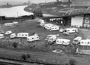 Images Dated 1st March 1971: A gypsy caravan encampment at the Gateshead end of Redheugh Bridge in March 1971