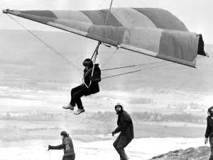 Hang gliding with North Yorks Sail Wing Club in March 1975 Hang gliding with North Yorks Sail Wing Club in March 1975