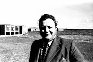 00101 Gallery: Harry Secombe opened a new do-it-yourself social centre for the staff of South Shields