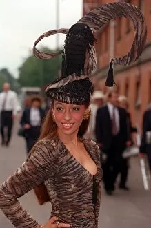 Images Dated 16th June 1998: Hats at Ascot