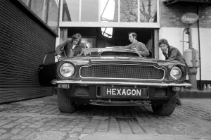 Hexagon Motors of Highgate. Aston Martin. December 1974 74-7666-002 Hexagon Motors of Highgate. Aston Martin. December 1974 74-7666-002