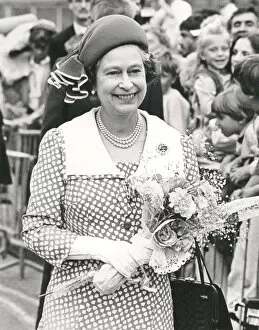 Images Dated 26th July 1985: HM The Queen Elizabeth visits Bristol. 1985 HM the Queen