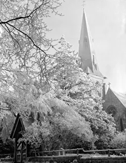Core13 Gallery: A hoare frost clings to the trees close to the church at High Beech Hertfordshire