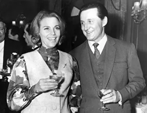 Honor Blackman and Patrick MacNee at a Variety Club luncheon in March 1964 Honor Blackman and Patrick MacNee at a Variety Club luncheon in March 1964