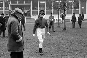 Images Dated 4th January 1972: Horse racing at Windsor. Bill Smith, the young National Hunt jockey who is riding a lot