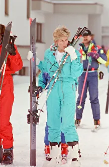 Images Dated 1st April 1993: HRH The Princess of Wales, Princess Diana, enjoys a ski holiday in Lech, Austria