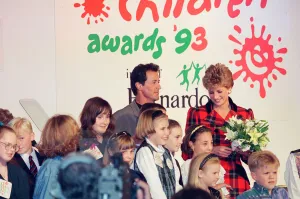 Images Dated 10th November 1993: HRH The Princess of Wales, Princess Diana, attends and presents awards at the Barnado'