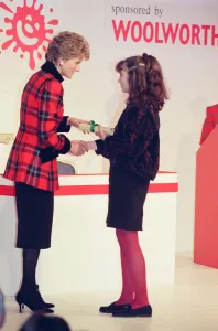 Images Dated 10th November 1993: HRH The Princess of Wales, Princess Diana, attends and presents awards at the Barnado'