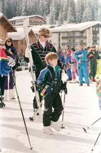 Images Dated 30th March 1992: HRH The Princess of Wales, Princess Diana, on her skiing holiday at The Austrian Ski