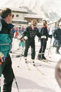 Images Dated 30th March 1992: HRH The Princess of Wales, Princess Diana, on her skiing holiday at The Austrian Ski