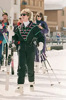 Images Dated 30th March 1992: HRH The Princess of Wales, Princess Diana, on her skiing holiday at The Austrian Ski