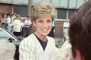 Images Dated 16th July 1991: HRH The Princess of Wales, Princess Diana, on a walkabout in Sheffield and Rotherham