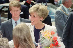 Images Dated 16th July 1991: HRH The Princess of Wales, Princess Diana, on a walkabout in Sheffield and Rotherham