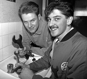 Images Dated 5th February 1989: ICI apprentice plumbers Andrew Hutchinson (left) and Michael Wilson have swapped places