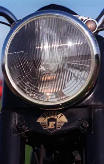 Images Dated 15th October 1998: Indian manufactured Royal Enfield Bullet October 1998 Motorcycle bike Detail