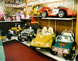 Images Dated 1st October 1993: Interior view of Romer Parrish toy shop. October 1993