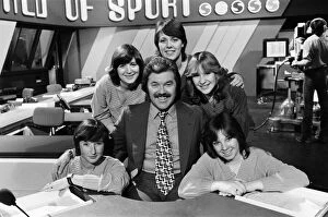 Presenter Collection: ITVs World of Sport presenter Dickie Davies with five women who work with