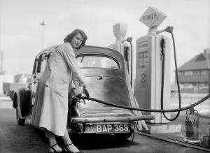 Ivy Dean petrol pump attendant. 28th June 1952 Ivy Dean petrol pump attendant. 28th June 1952