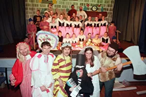 Images Dated 5th December 1994: Jack and the Beanstalk Panto at St Lukes. Teesside, 5th December 1994