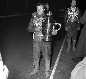 00020 Gallery: Jack Young - Speedway World Championship. September 1952 C4589